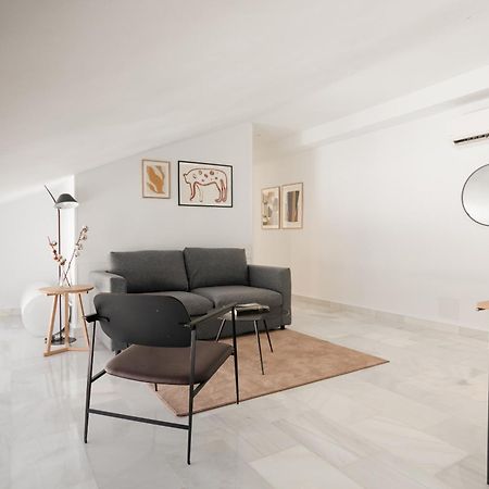 Sonder Santa Ana Lejlighedshotel Madrid Eksteriør billede