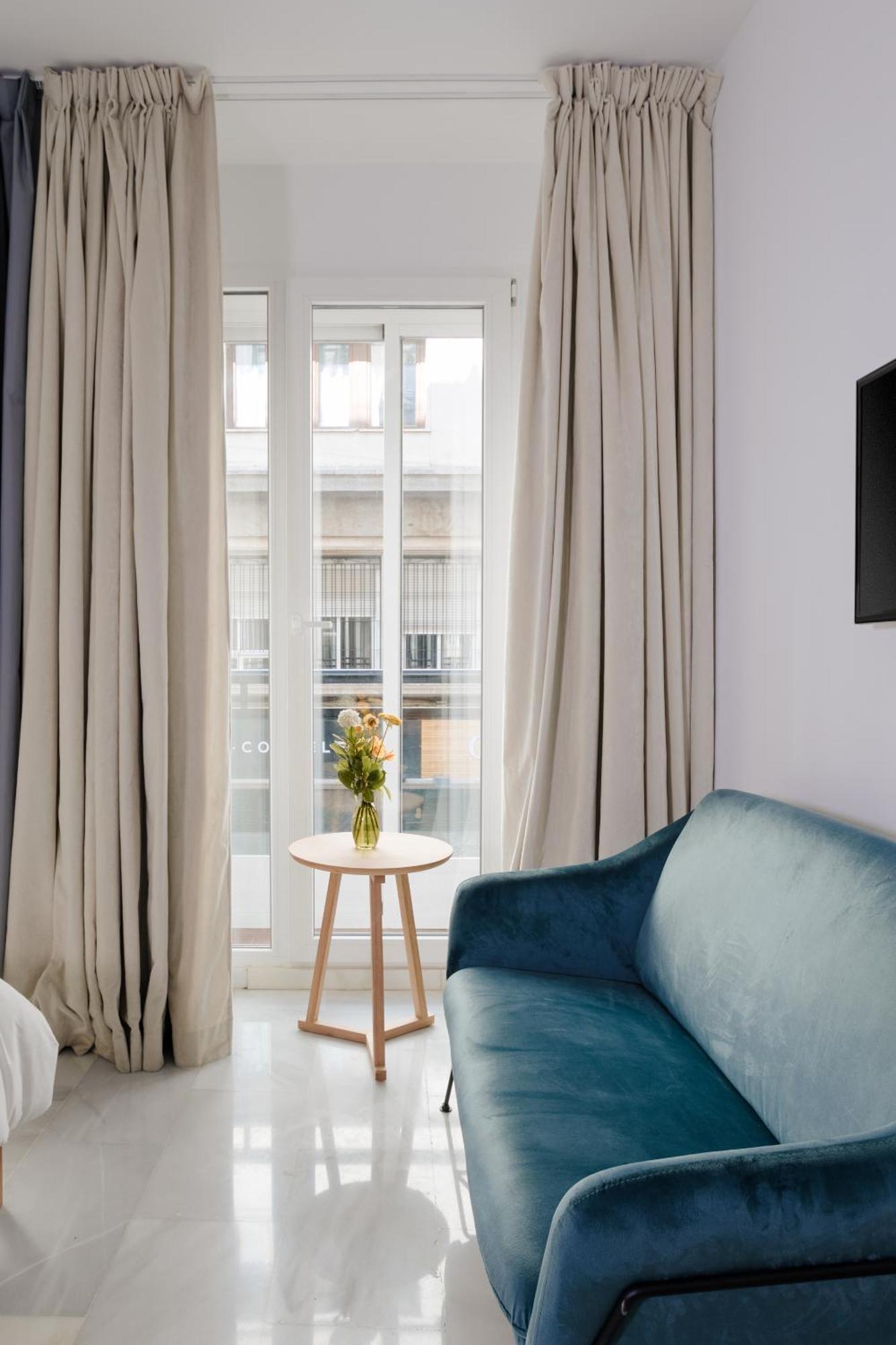 Sonder Santa Ana Lejlighedshotel Madrid Eksteriør billede