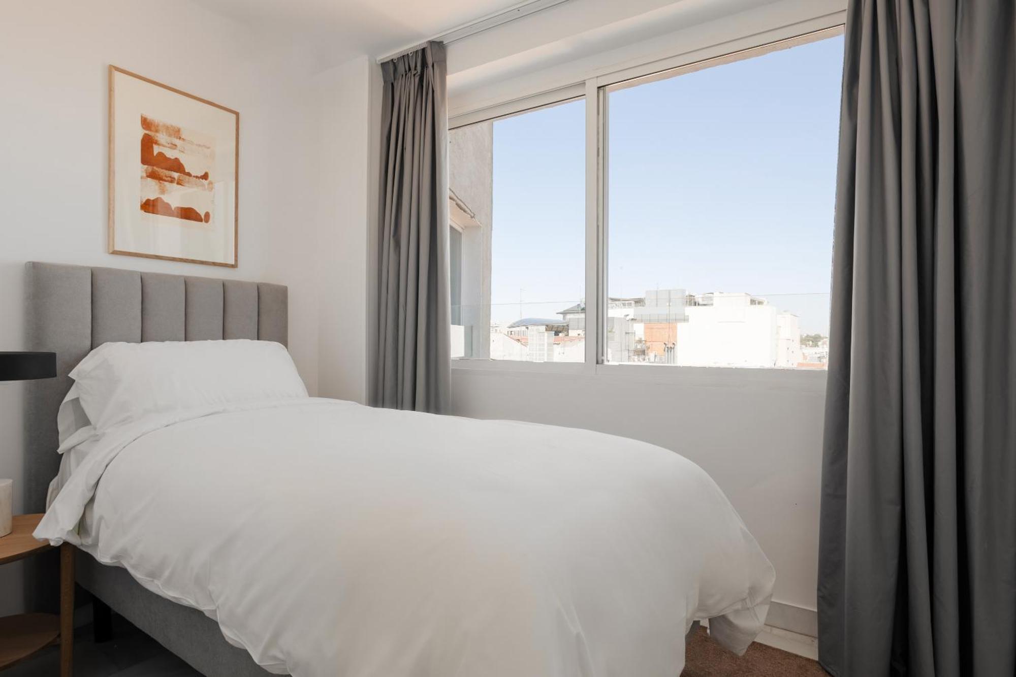 Sonder Santa Ana Lejlighedshotel Madrid Eksteriør billede
