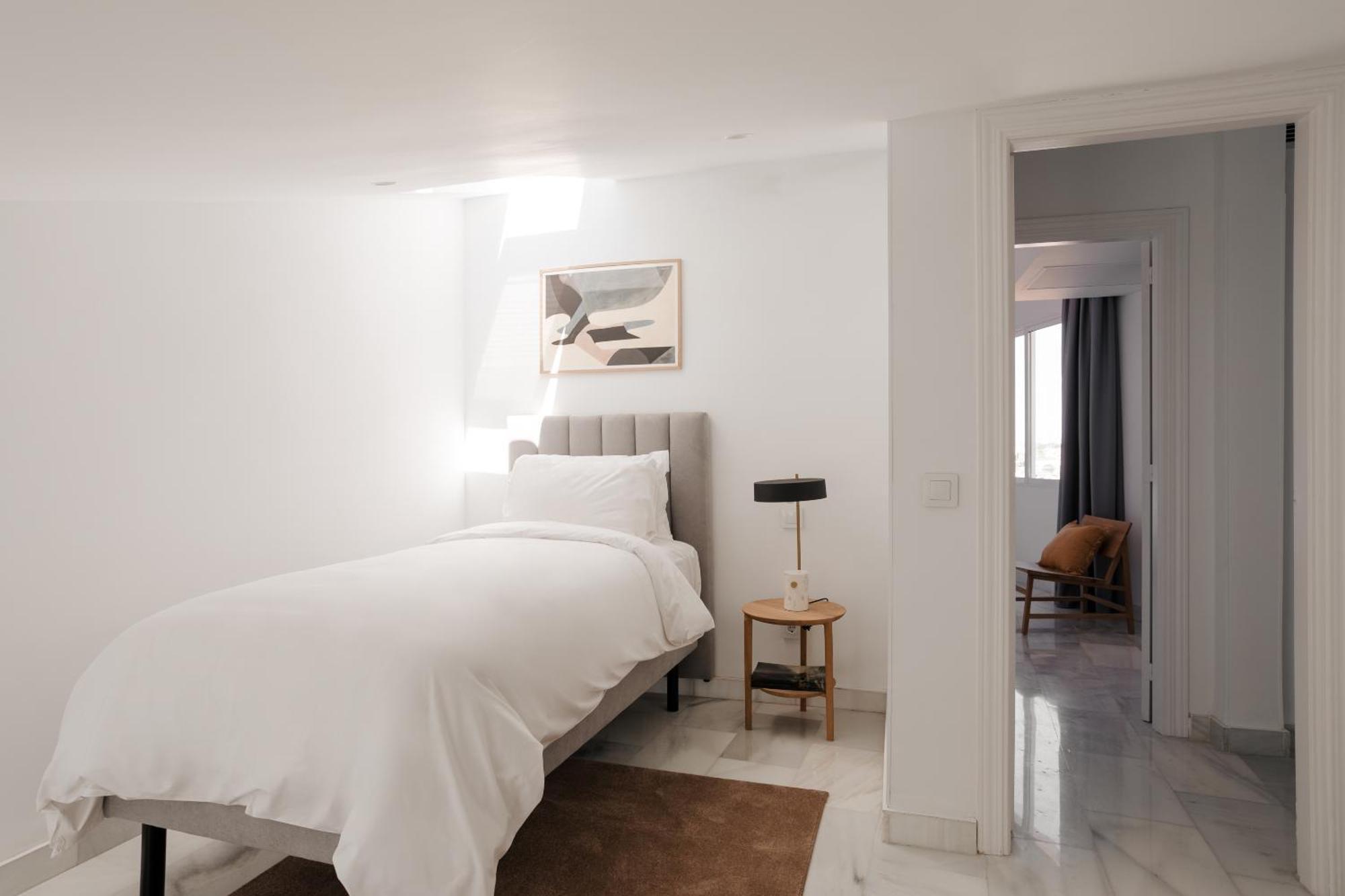 Sonder Santa Ana Lejlighedshotel Madrid Eksteriør billede